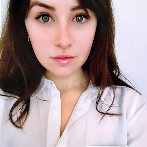 Lucy Hopkins Photo 12