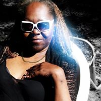 Loretta Hudson Photo 27