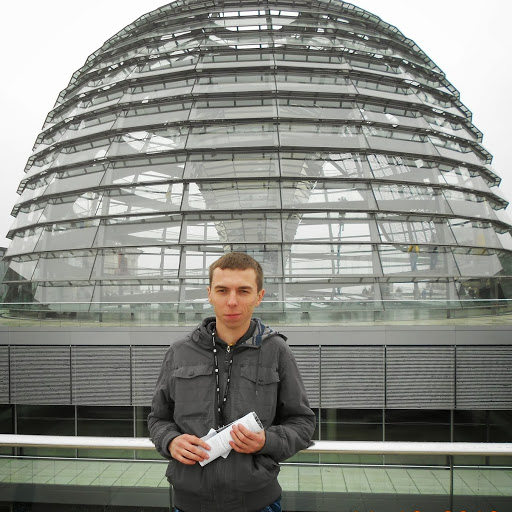 Andrew Wolf Photo 30