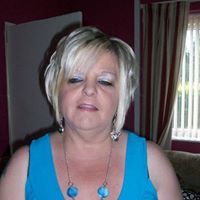 Julie Oldfield Photo 16