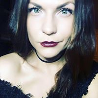 Elena Miller Photo 17