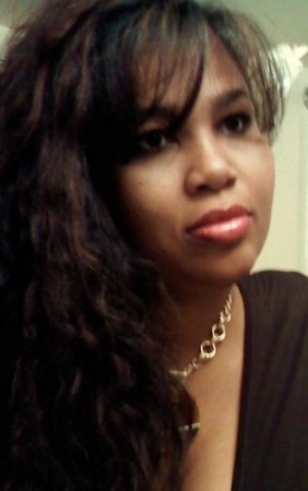 Stephanie Thomas Photo 18