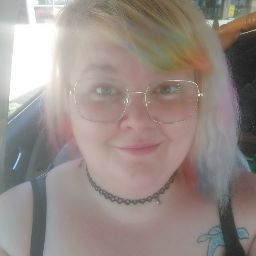 Chelsey Watson Photo 8