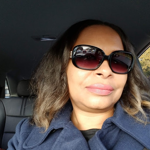 Tracey Reynolds Photo 27