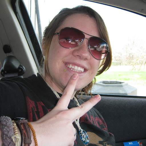 Jessica Higgins Photo 12