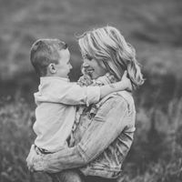 Kristin Preston Photo 14