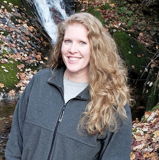 Traci Roberts Photo 21