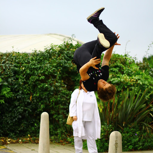 Tom Wharton Photo 23