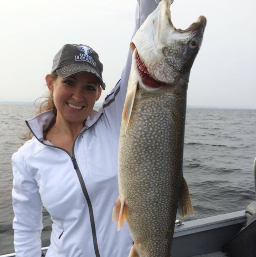 Laura Giles Photo 38