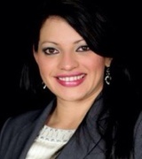 Elizabeth Palacios Photo 1