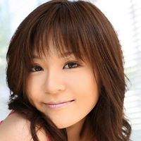 Jen Chung Photo 14
