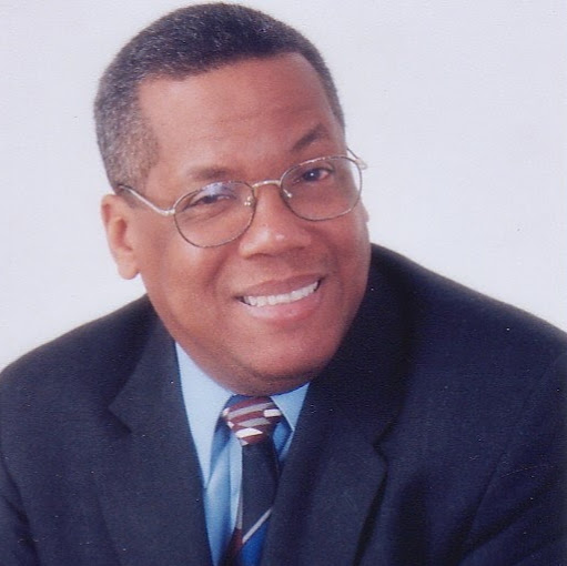 Robin Thorpe Photo 7