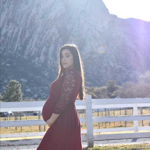 Amber Gore Photo 4