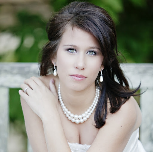 Christina Roy Photo 49