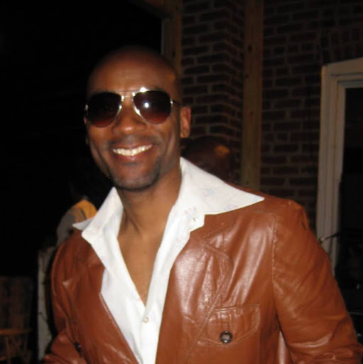 Sean Bruce Photo 37