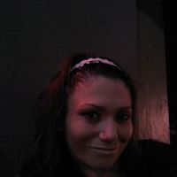 Megan Beckham Photo 6