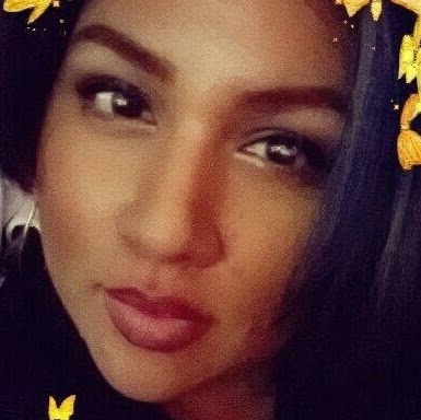 Sally Hernandez Photo 27