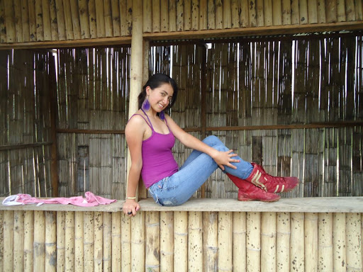 Kelly Robles Photo 15
