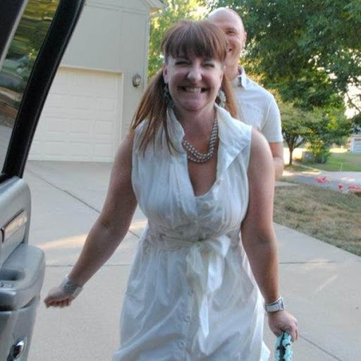 Michelle Kaiser Photo 23