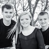 Kelly Busch Photo 26