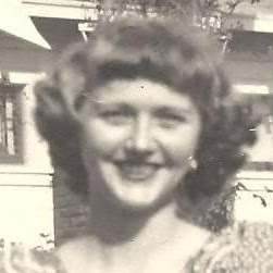 Barbara Gould Photo 35