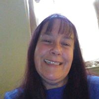 Stefanie Webb Photo 14