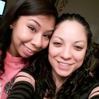 Sarah Quintanilla Photo 16