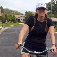 Leslie Collins Photo 22