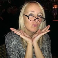 Rachel Nicholson Photo 15