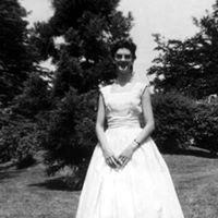 Eleanor Daniel Photo 15