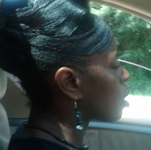 Angela Bryant Photo 5