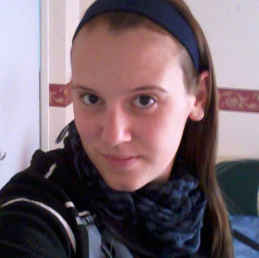 Samantha Webb Photo 12