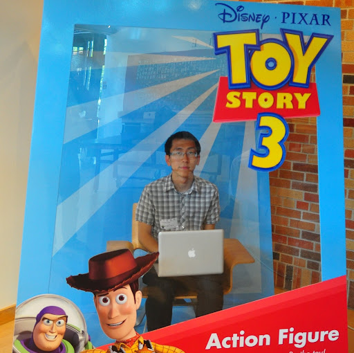 Timothy Liu Photo 10