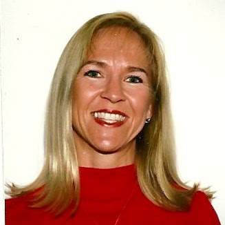 Julie Glenn Photo 12
