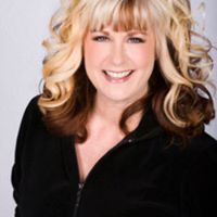 Debra Levine Photo 37