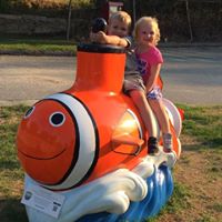 Deborah Stapleton Photo 12