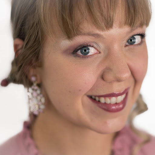 Rebekah Harmon Photo 3