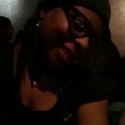 Candice Burgess Photo 6