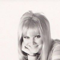 Laura Ulmer Photo 11