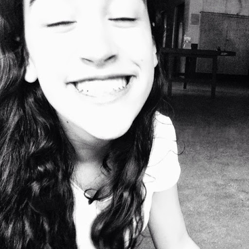 Julia Matta Photo 12