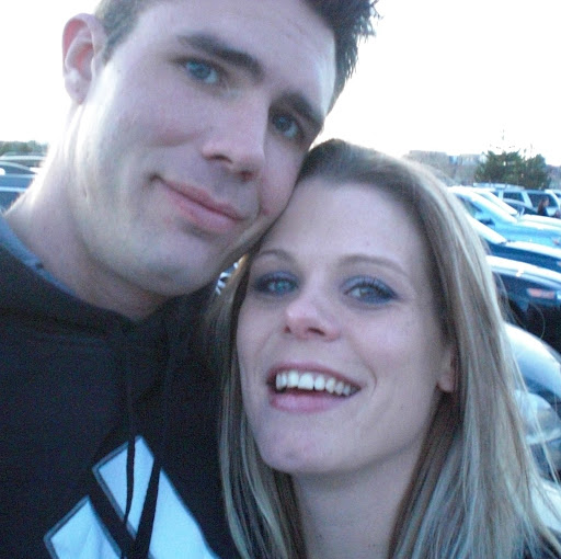 Nicole Perry Photo 13