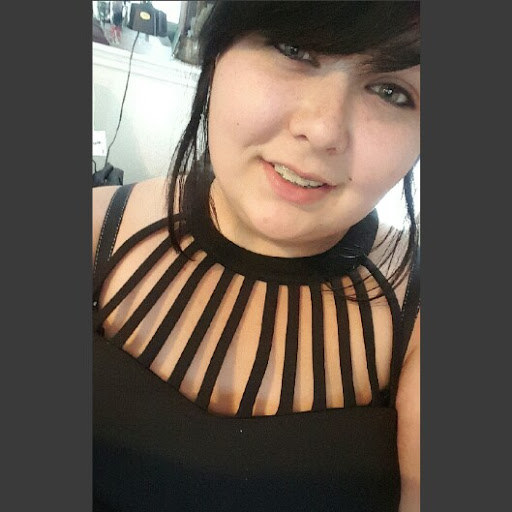 Heather Romero Photo 18