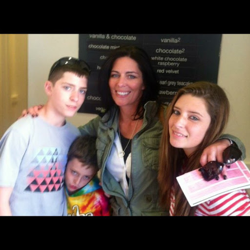 Tracie Thomas Photo 42
