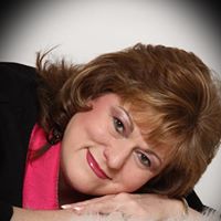 Tammie Henderson Photo 17