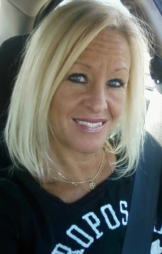 Colleen Marshall Photo 33