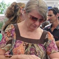 Debra Davidson Photo 10