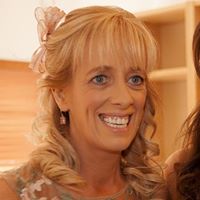 Elaine Cooke Photo 14