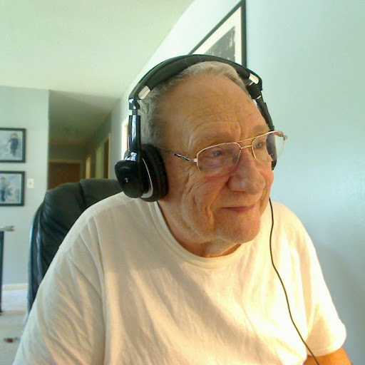 Daniel Holley Photo 35