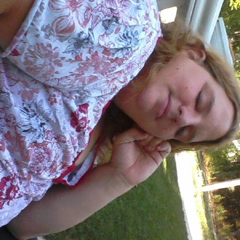 Kristina Mayes Photo 5