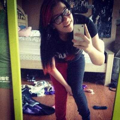 Caroline Kuhn Photo 24